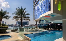 Hilton Creek & Residences