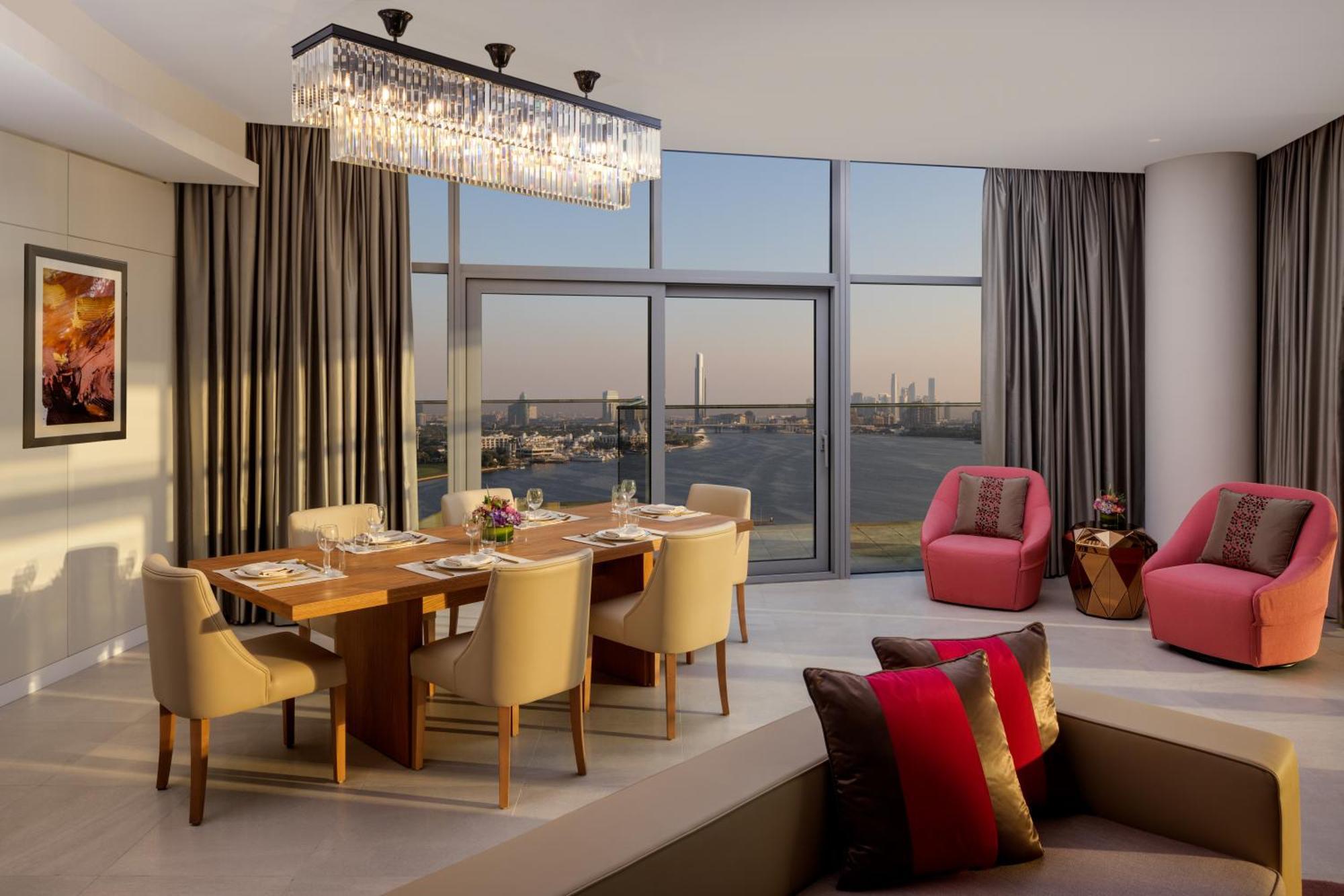 Hilton Dubai Creek Hotel & Residences Exteriör bild